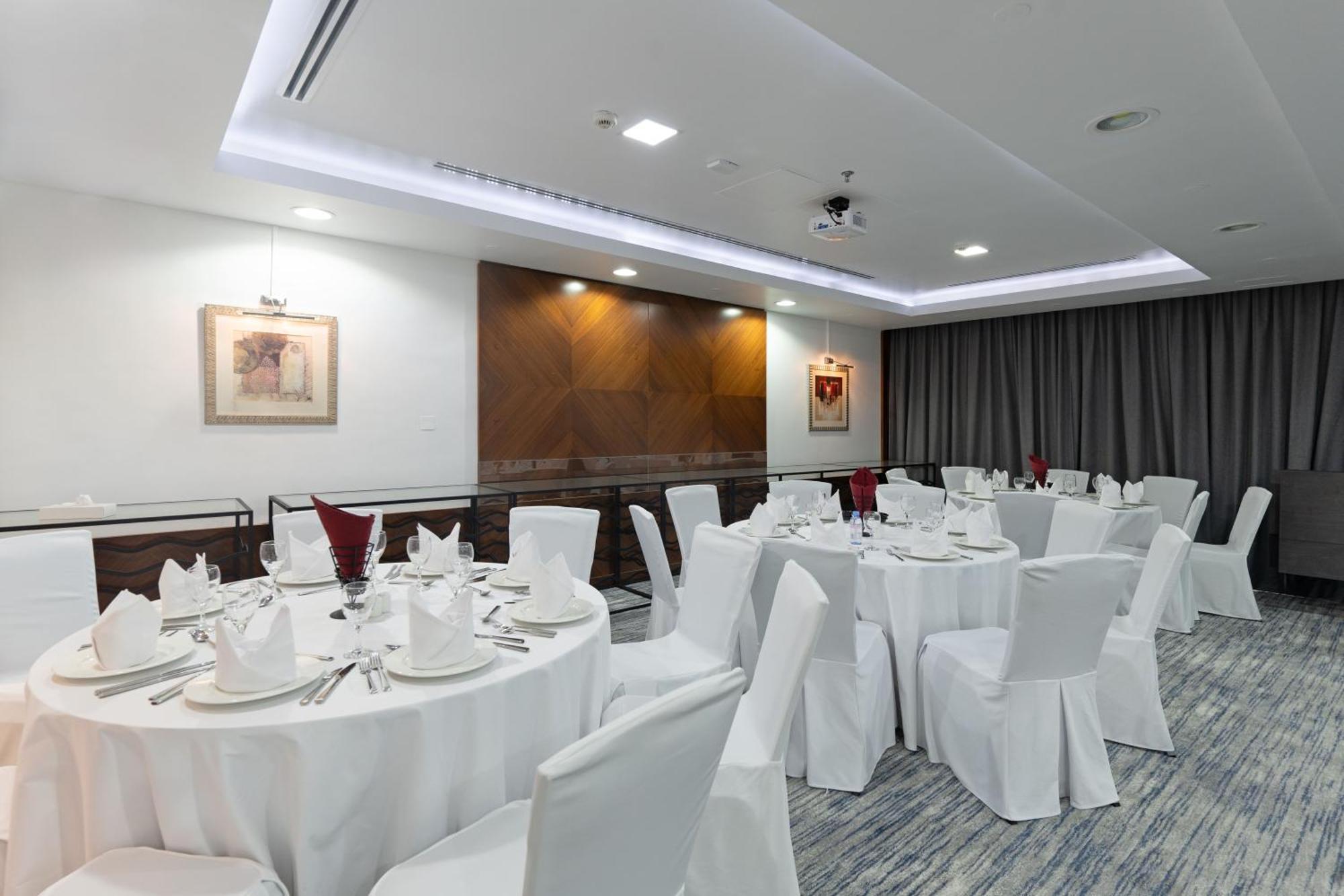Oryx Hotel Abu Dabi Dış mekan fotoğraf